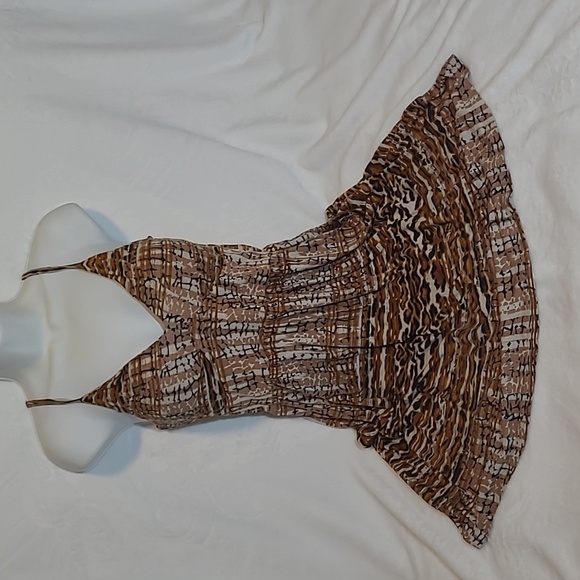 3 Summer Dresses - Picture 3 of 5